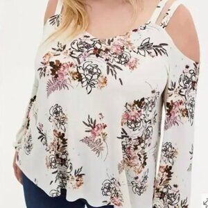 Torrid Top Blouse Womans Plus 3X Floral Knit Crepe Cold Shoulder Cutout V Neck